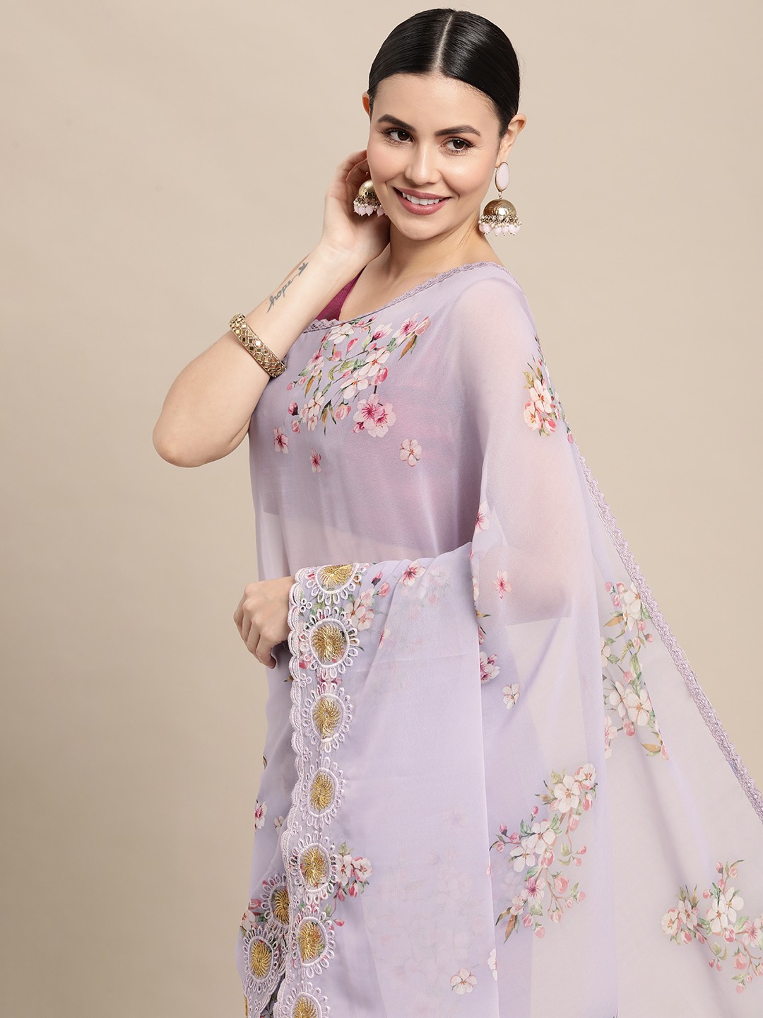 

VASTRANAND Lavender & Green Poly Georgette Floral Embroidered Saree