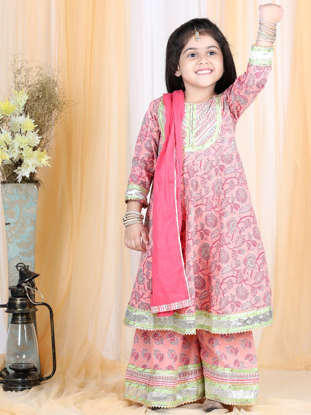 

LIL PITAARA Girls Peach Ethnic Motifs Printed Cotton Kurta with Palazzos & With Dupatta