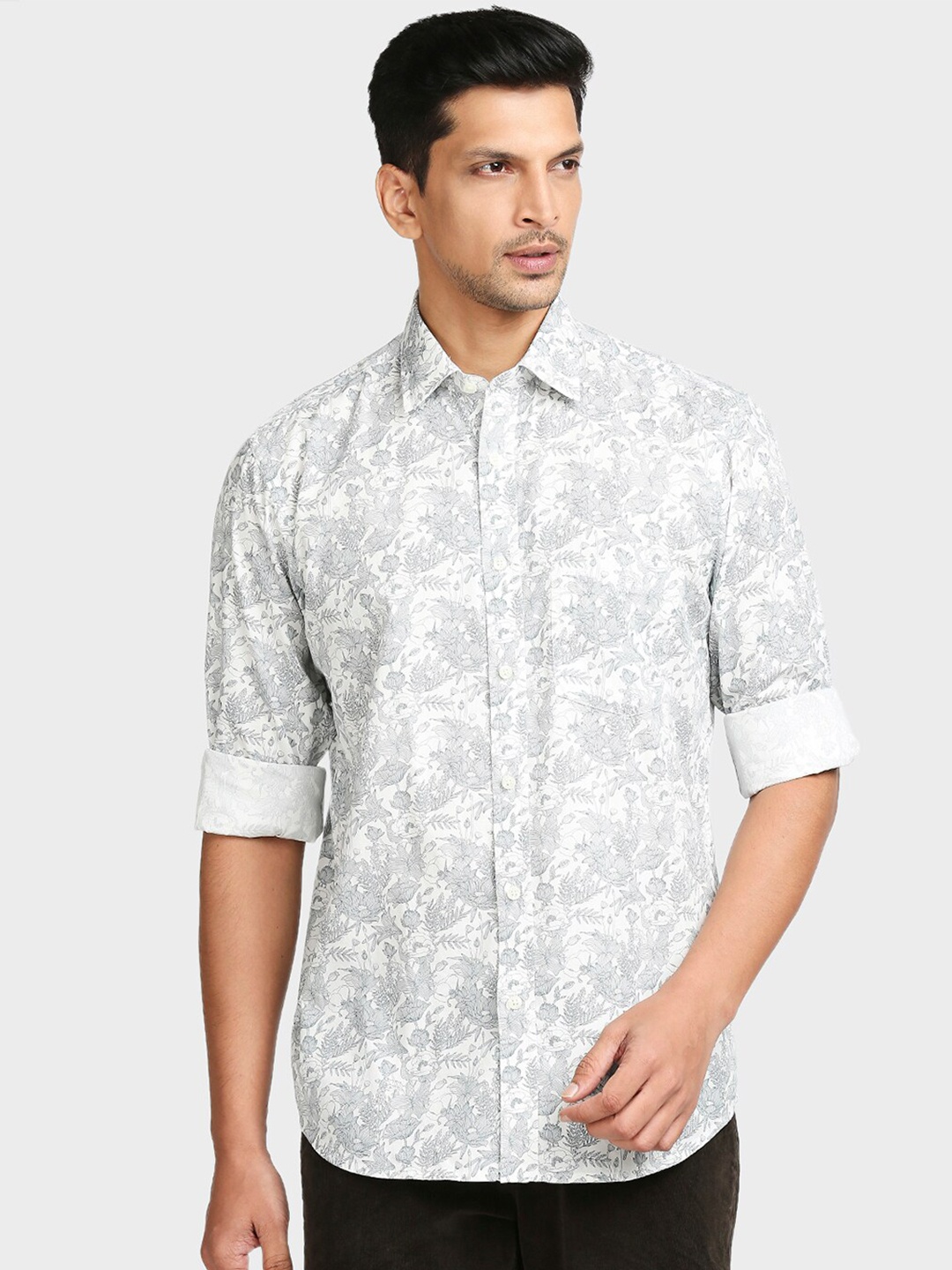 

ColorPlus Men Grey Tailored Fit Floral Printed Casual Shirt