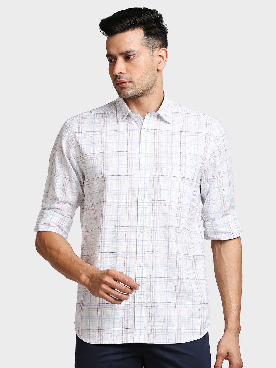 

ColorPlus Men White Tailored Fit Checked Casual Shirt