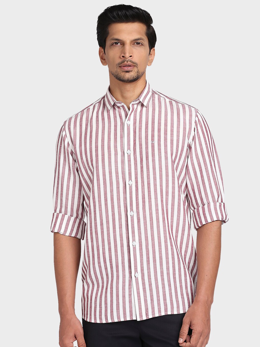 

ColorPlus Men Red Tailored Fit Striped Casual Shirt