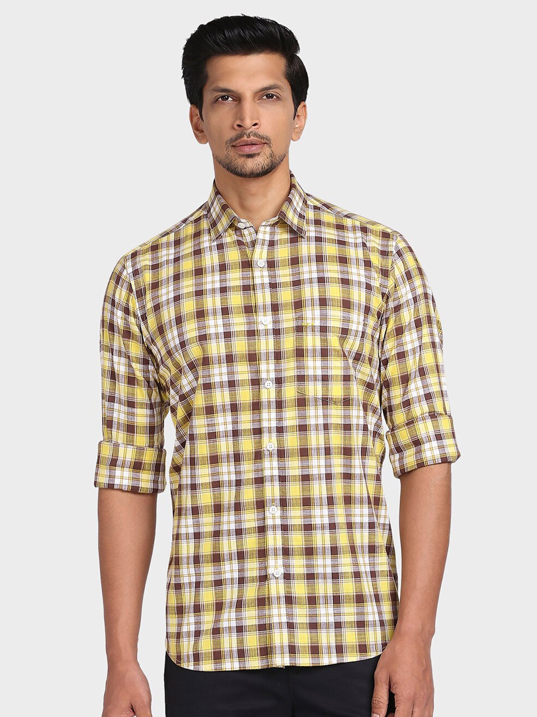 

ColorPlus Men Yellow Tailored Fit Checked Casual Shirt