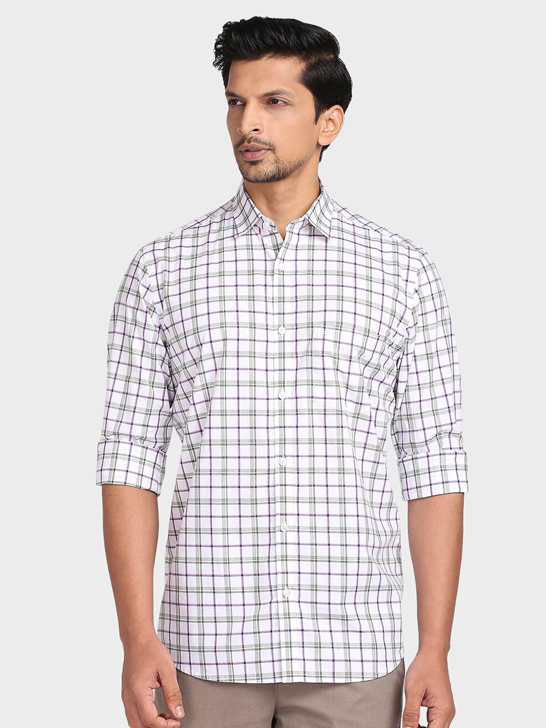 

ColorPlus Men Green Tailored Fit Checked Casual Shirt