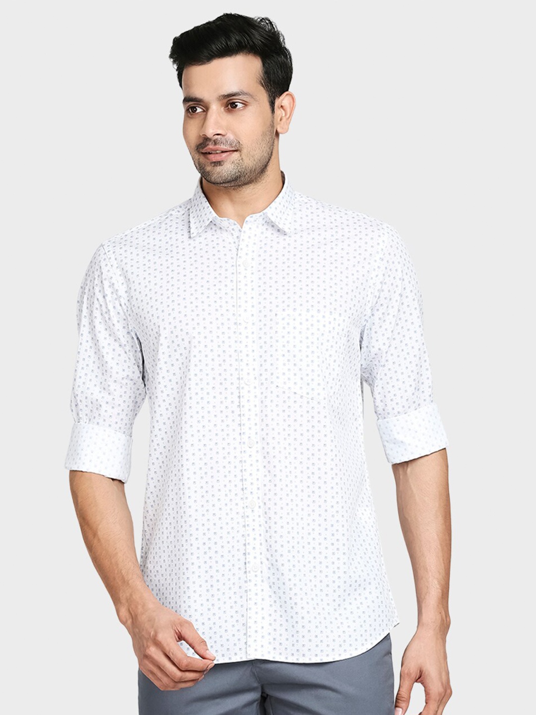 

ColorPlus Men White Tailored Fit Printed Casual Shirt