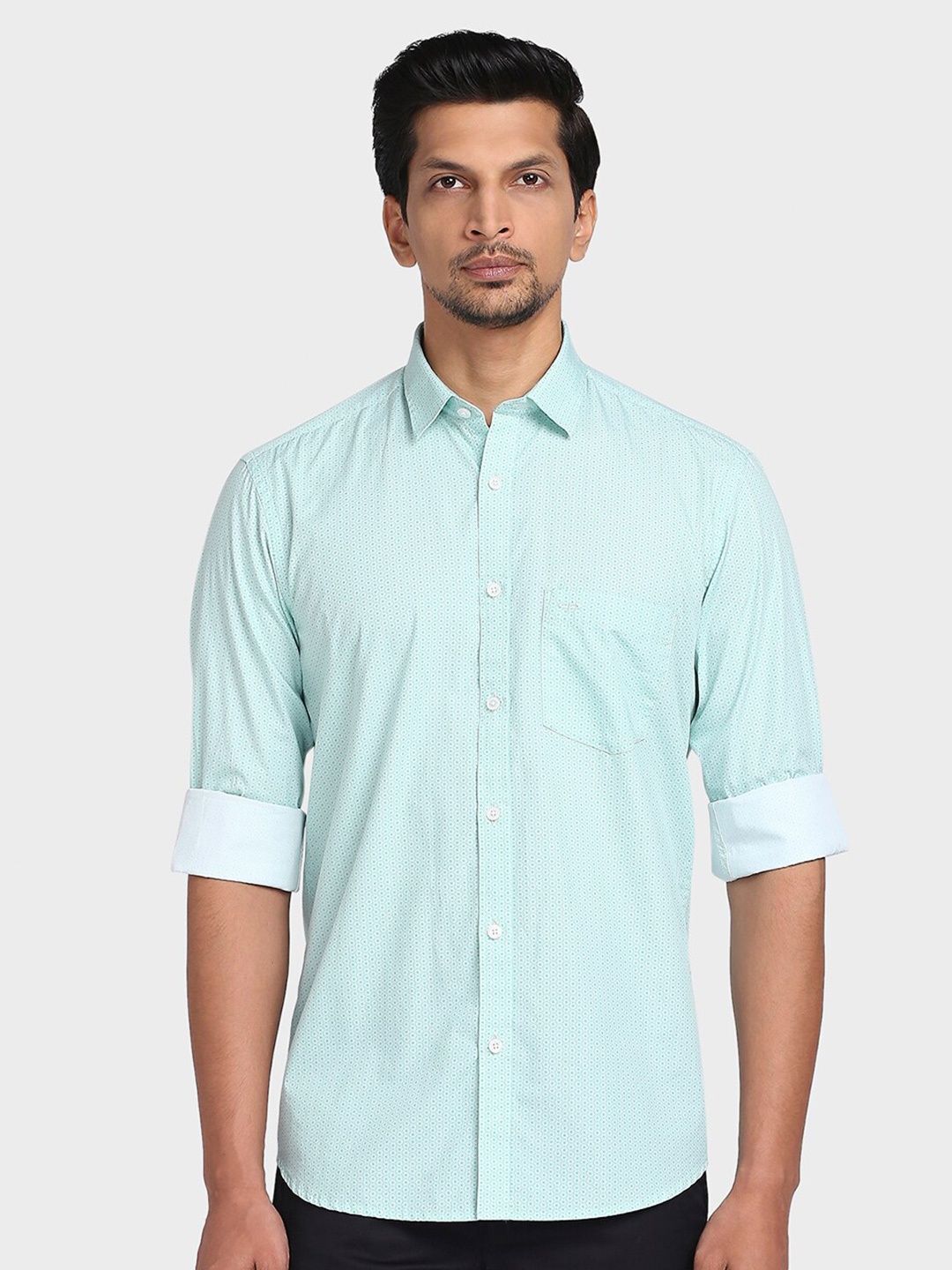 

ColorPlus Men Green Tailored Fit Printed Casual Shirt