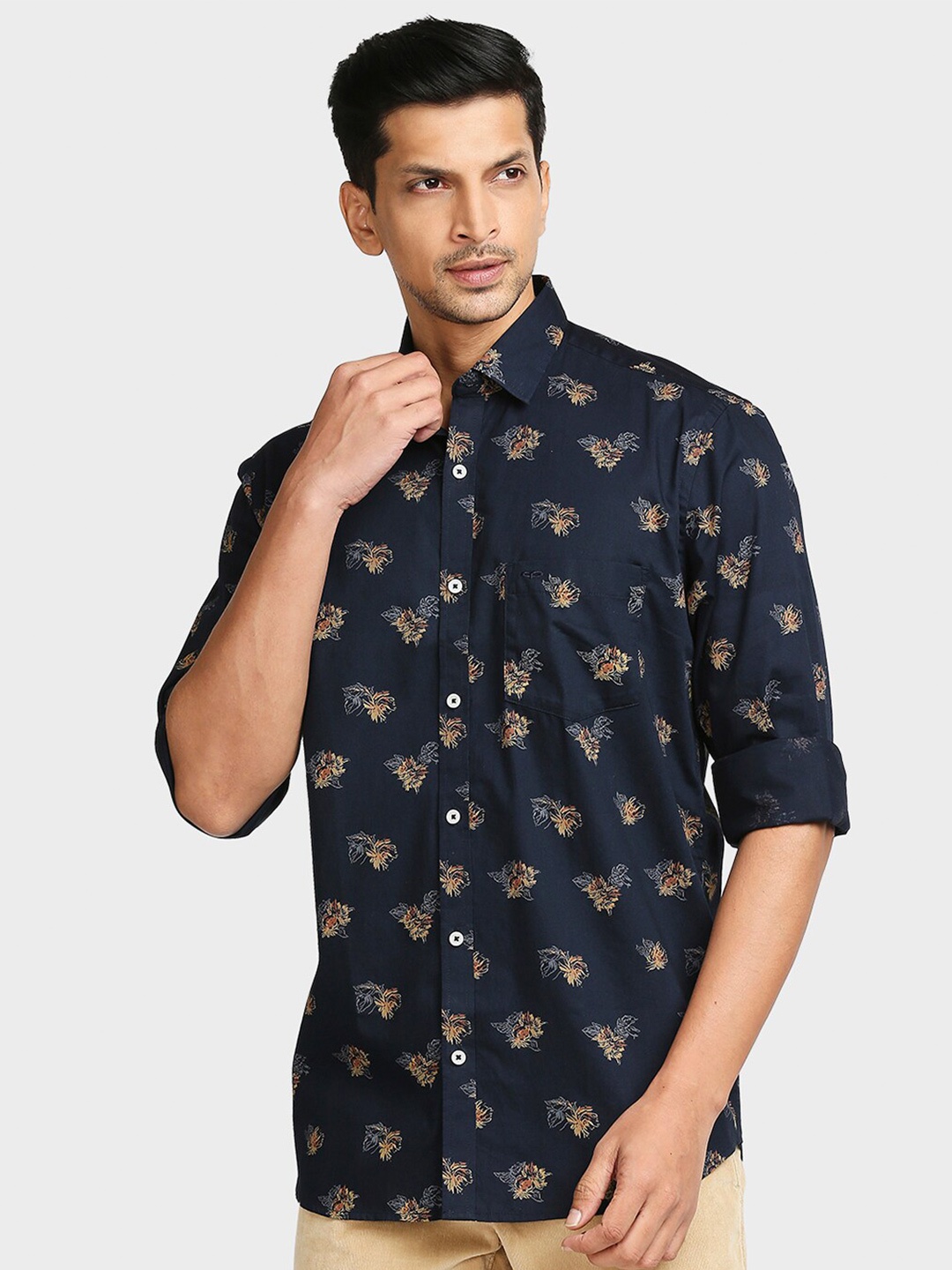 

ColorPlus Men Blue Tailored Fit Floral Printed Casual Shirt