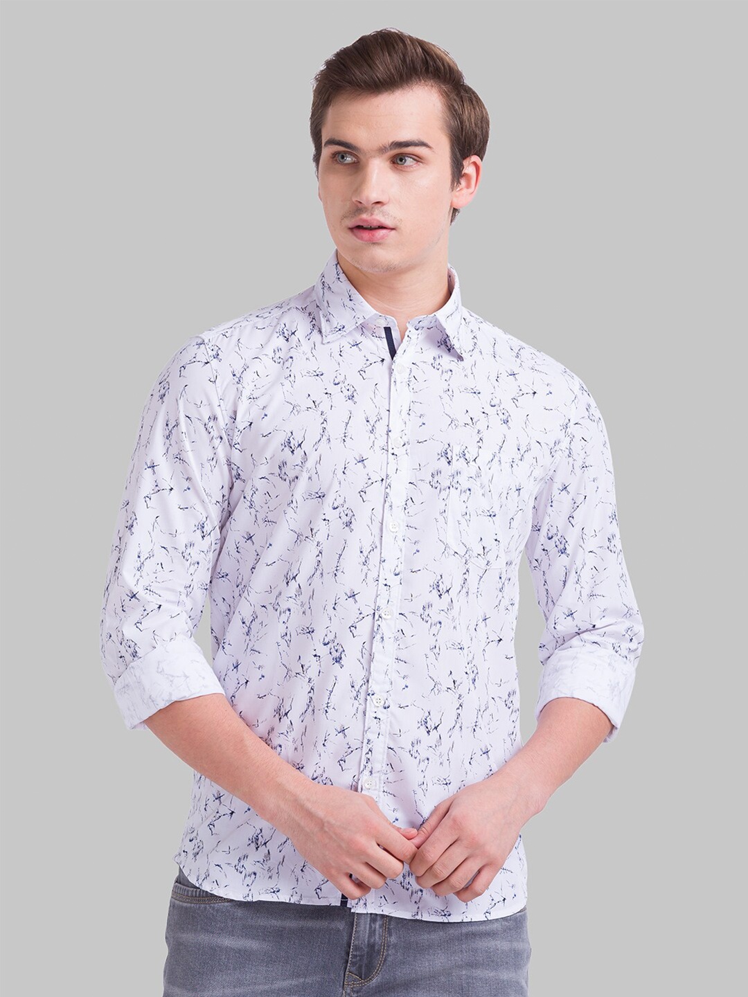 

Parx Men White Slim Fit Floral Printed Casual Shirt