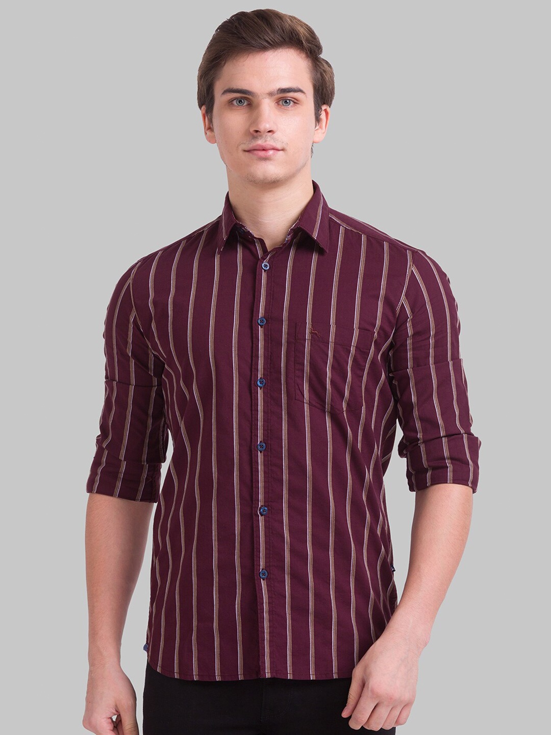 

Parx Men Red Slim Fit Striped Casual Shirt
