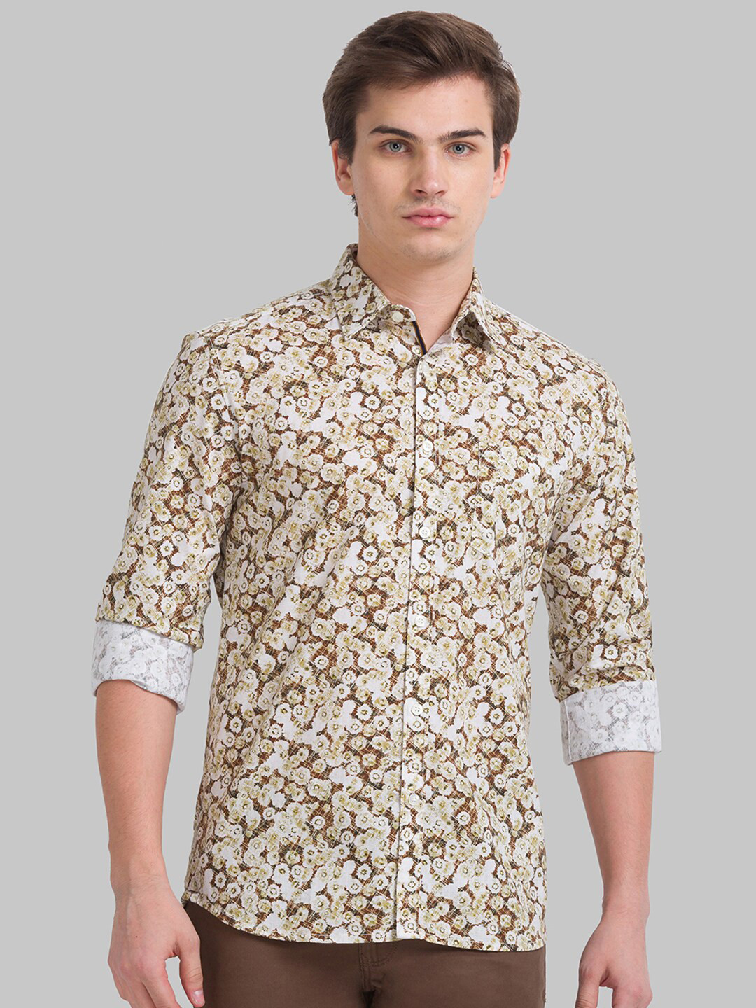 

Parx Men Beige Slim Fit Floral Printed Casual Shirt