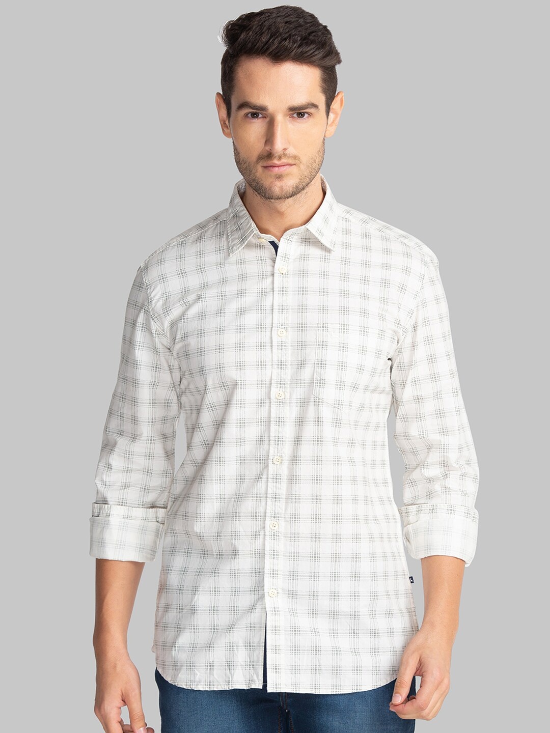 

Parx Men Grey Slim Fit Checked Cotton Casual Shirt
