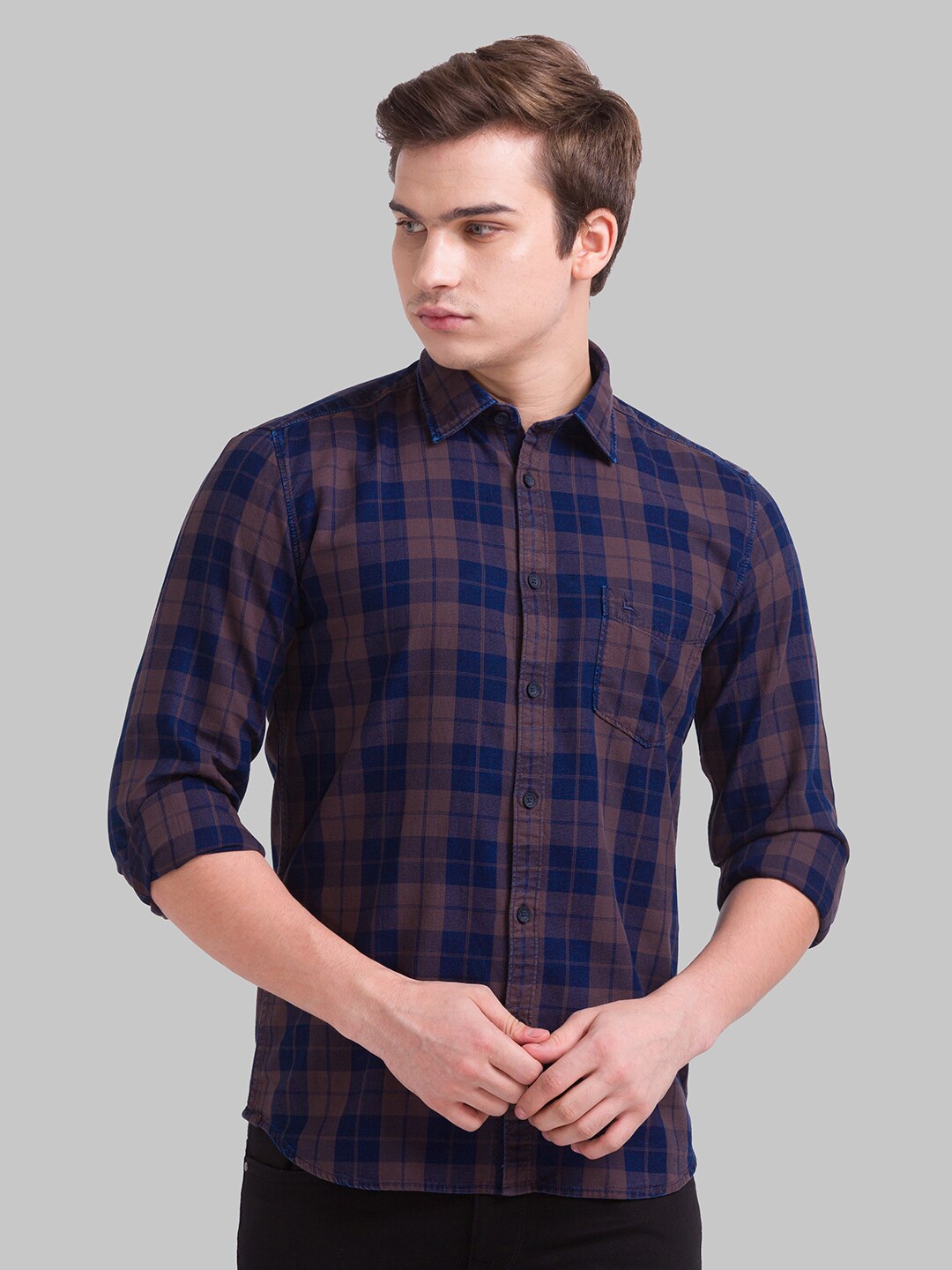 

Parx Men Brown Slim Fit Checked Casual Shirt