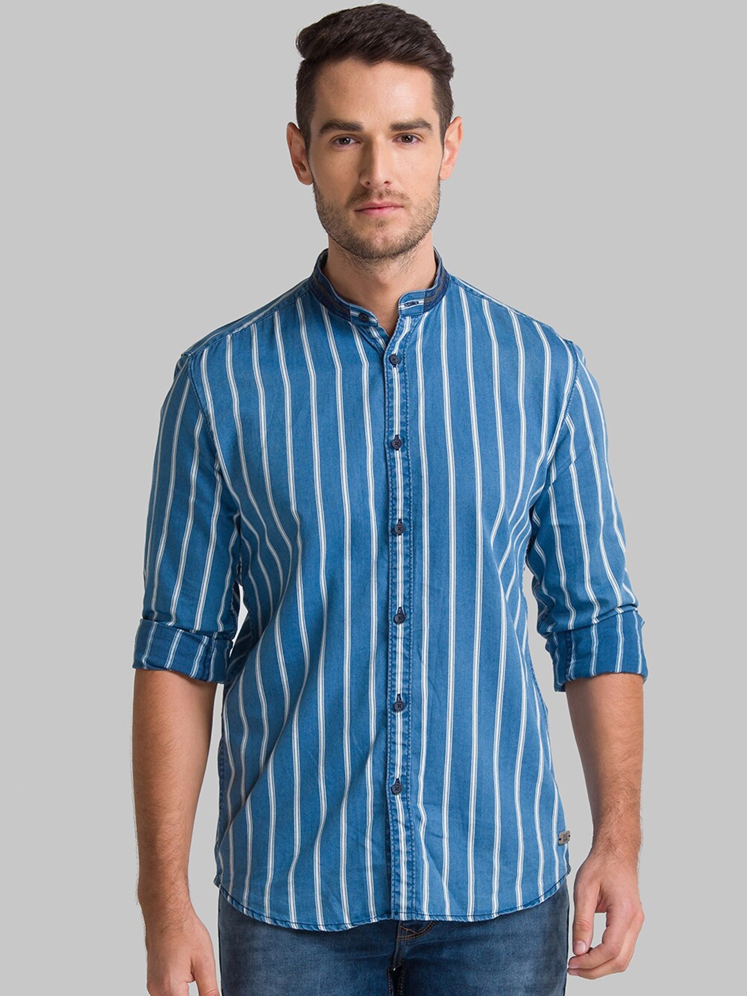

Parx Men White Slim Fit Cotton Striped Casual Shirt