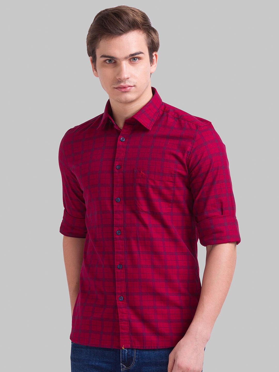 

Parx Men Red Slim Fit Checked Casual Shirt