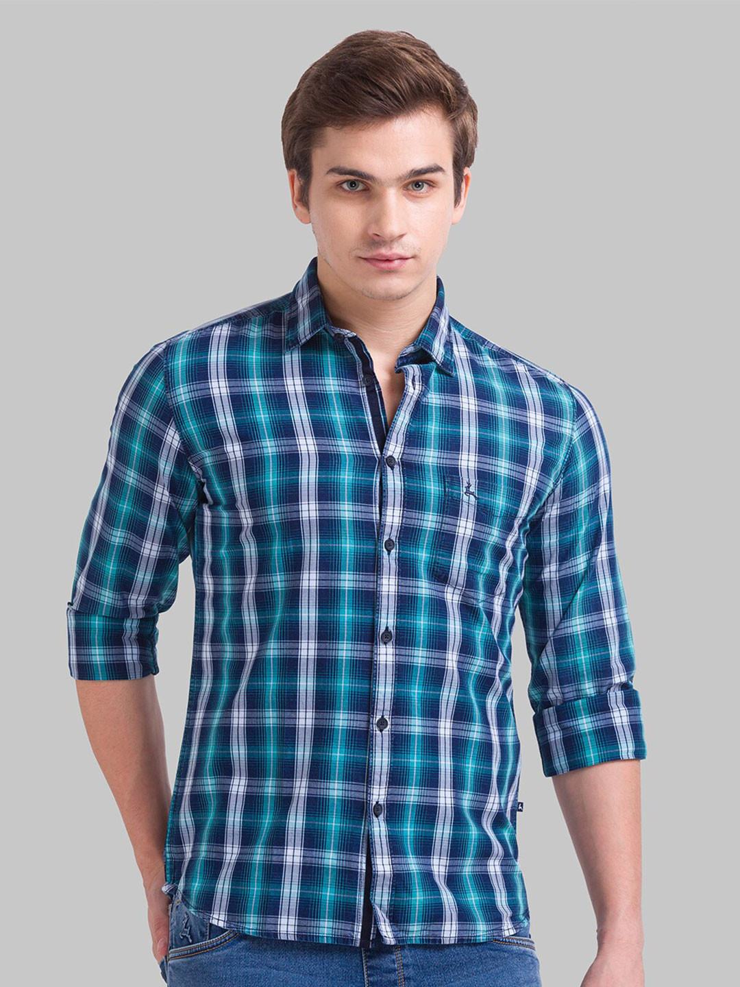 

Parx Men Blue Slim Fit Checked Casual Shirt