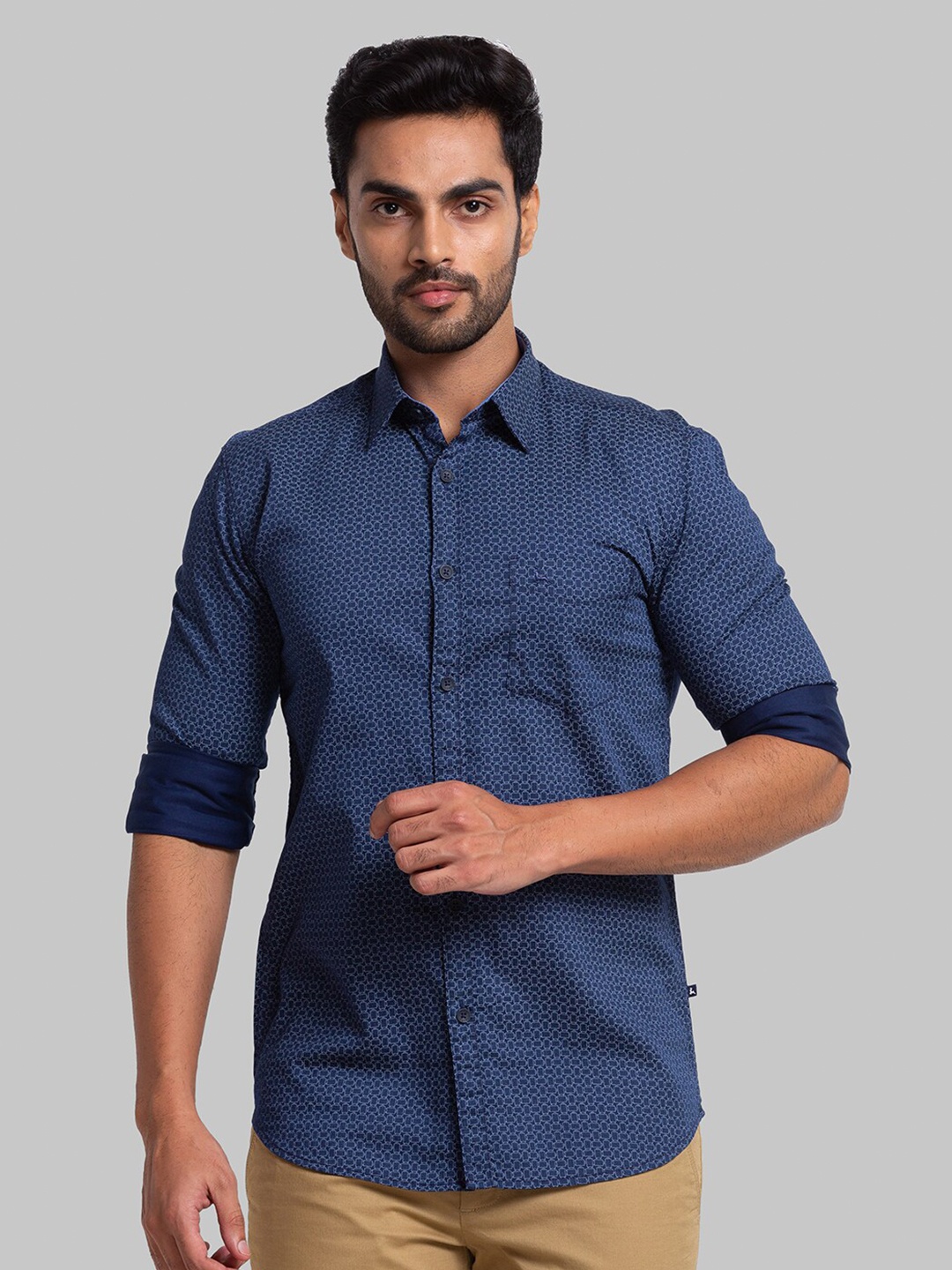 

Parx Men Blue Slim Fit Printed Casual Shirt