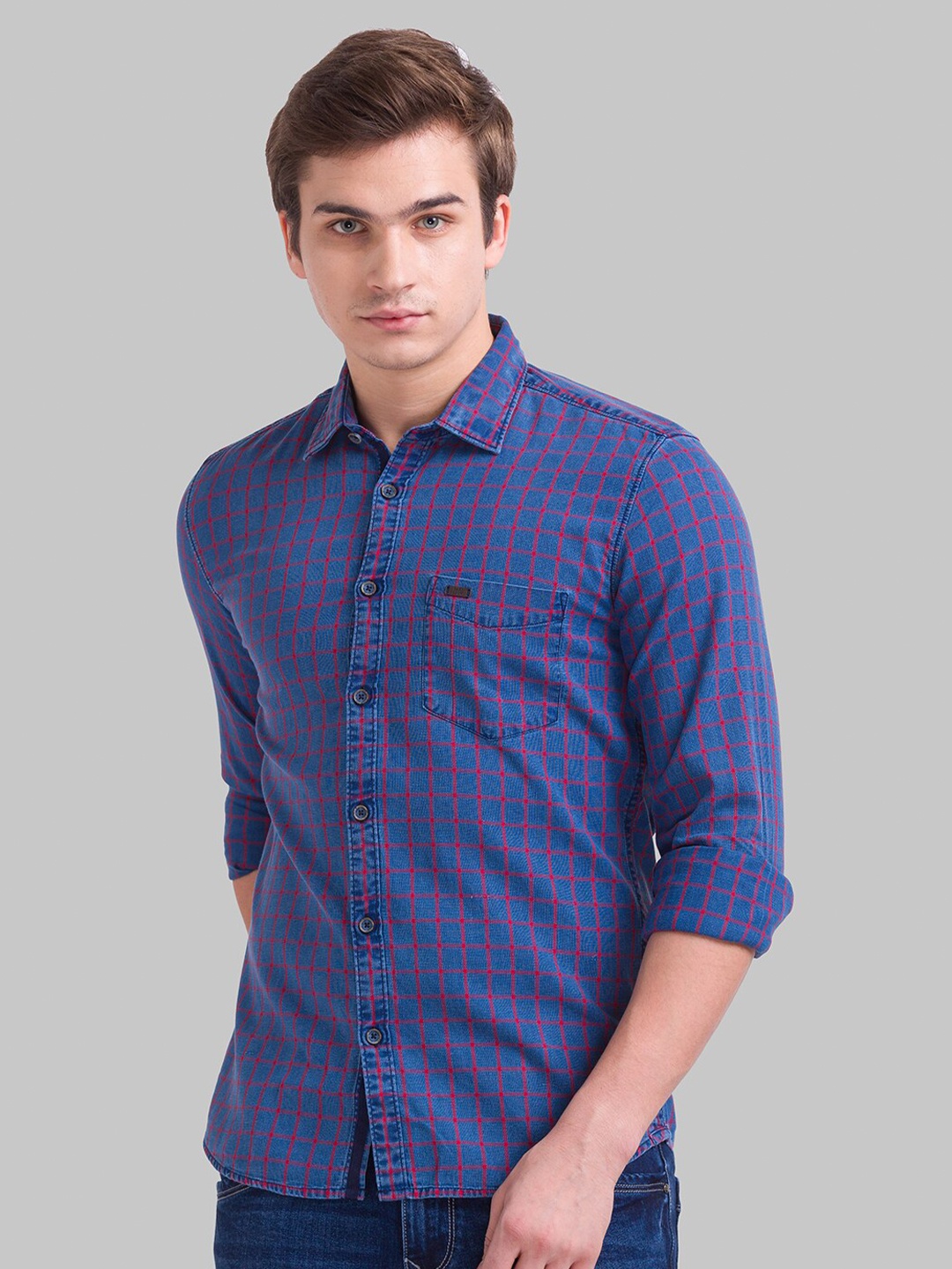 

Parx Men Blue Slim Fit Checked Casual Shirt