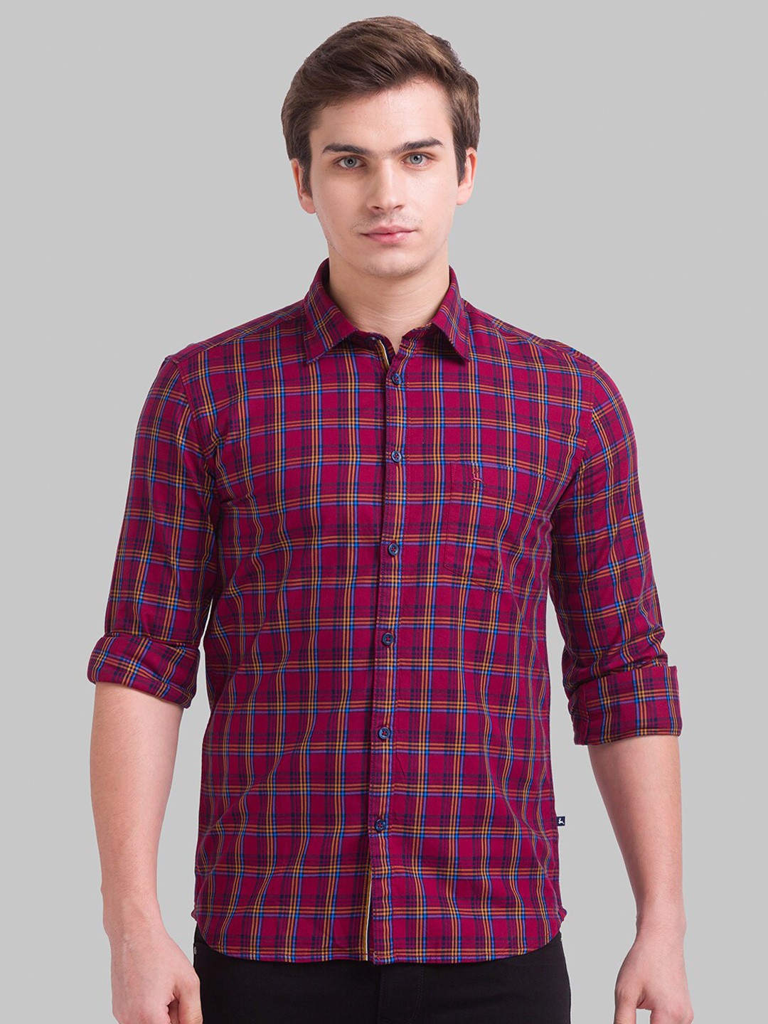 

Parx Men Red Slim Fit Tartan Checks Checked Casual Shirt