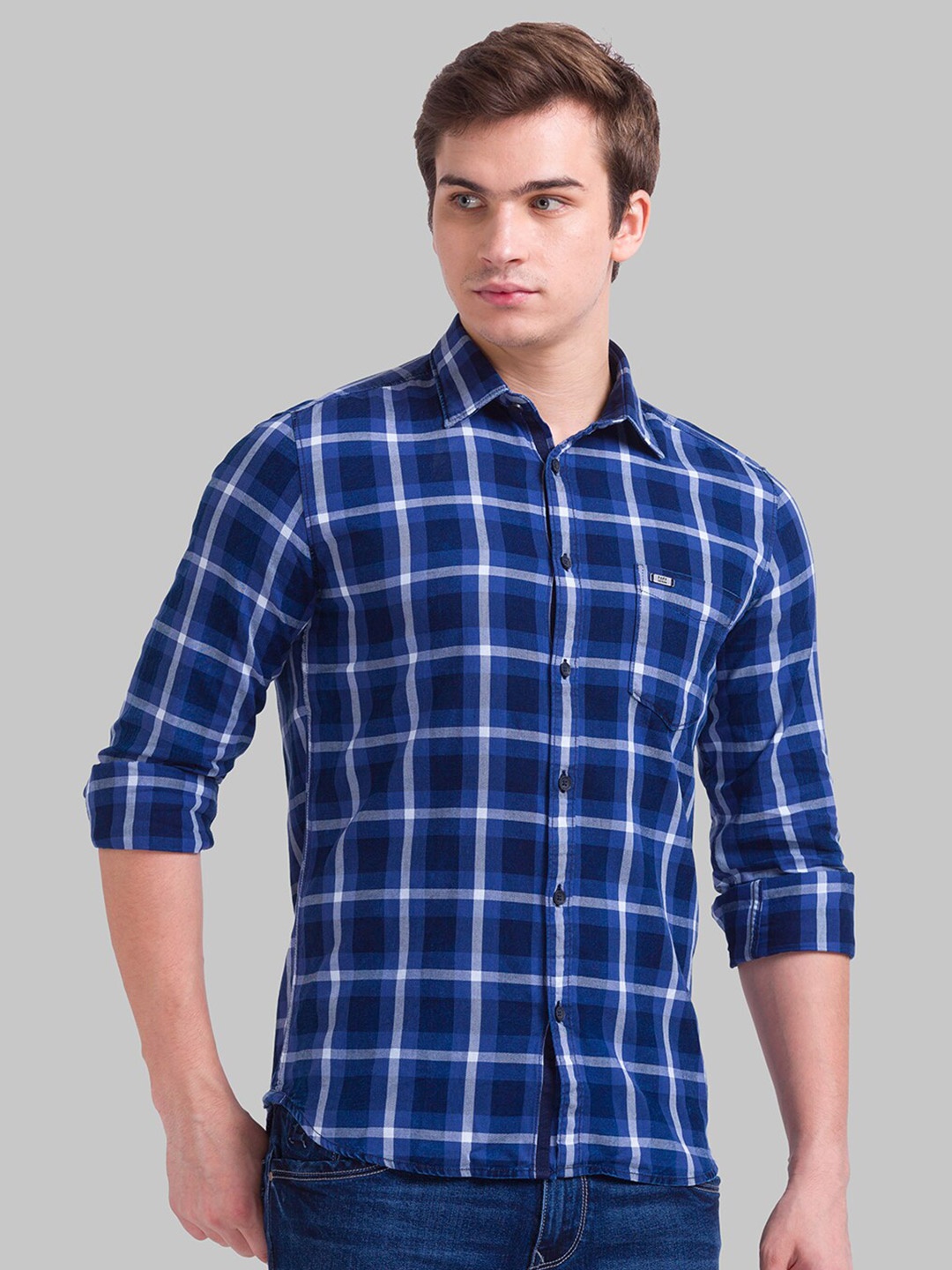 

Parx Men Blue Slim Fit Checked Casual Shirt