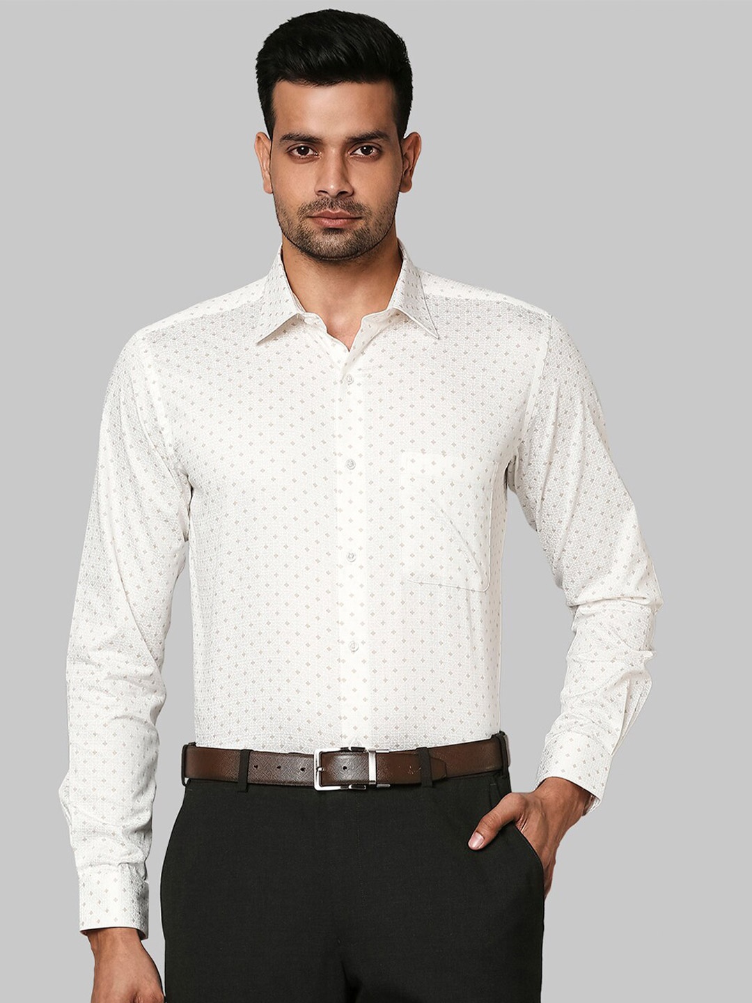 

Raymond Men White & Black Printed Slim Fit Formal Shirt