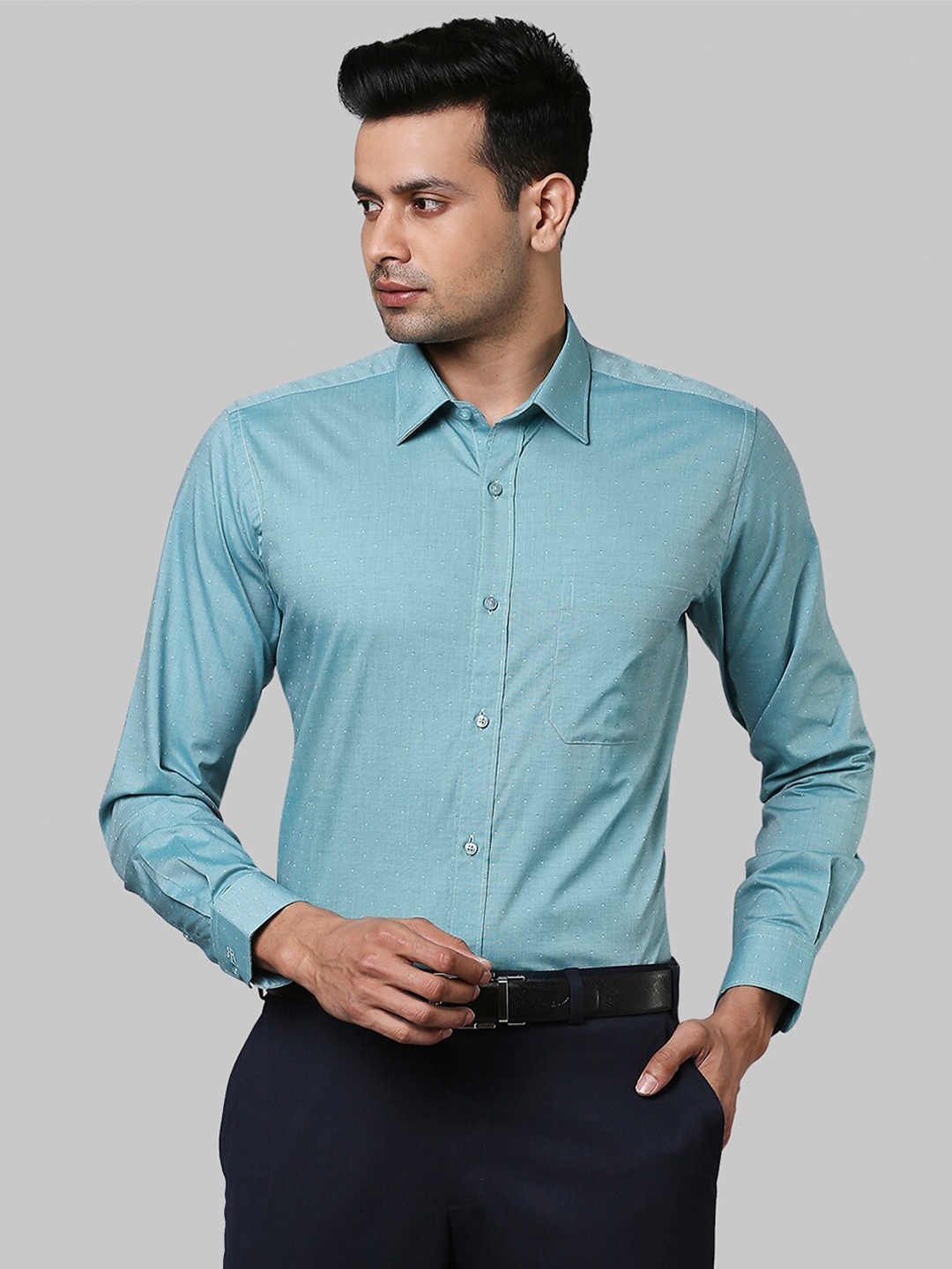 

Raymond Men Green Formal Long sleeve Shirt