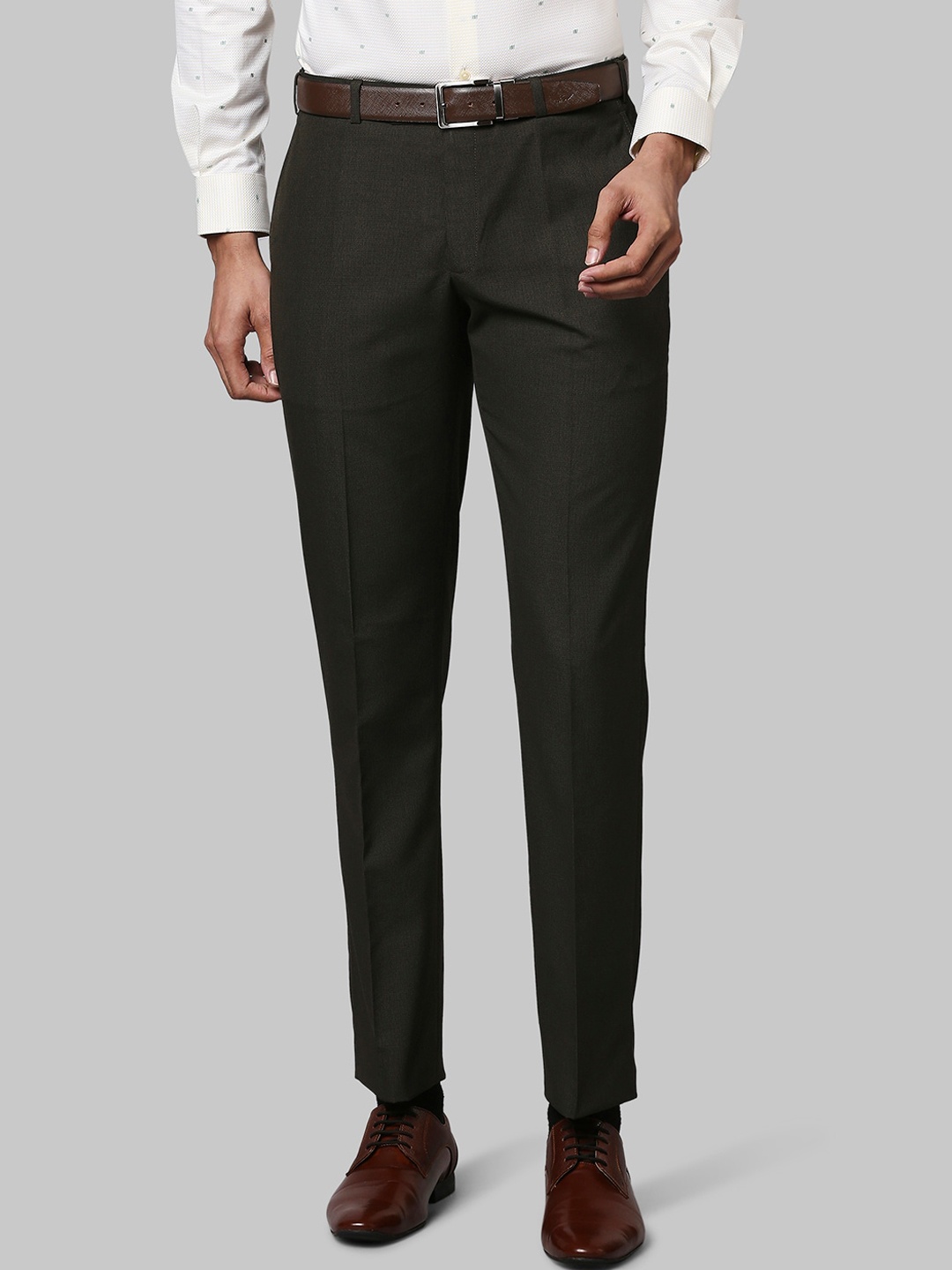 

Raymond Men Brown Pleated Formal Trousers