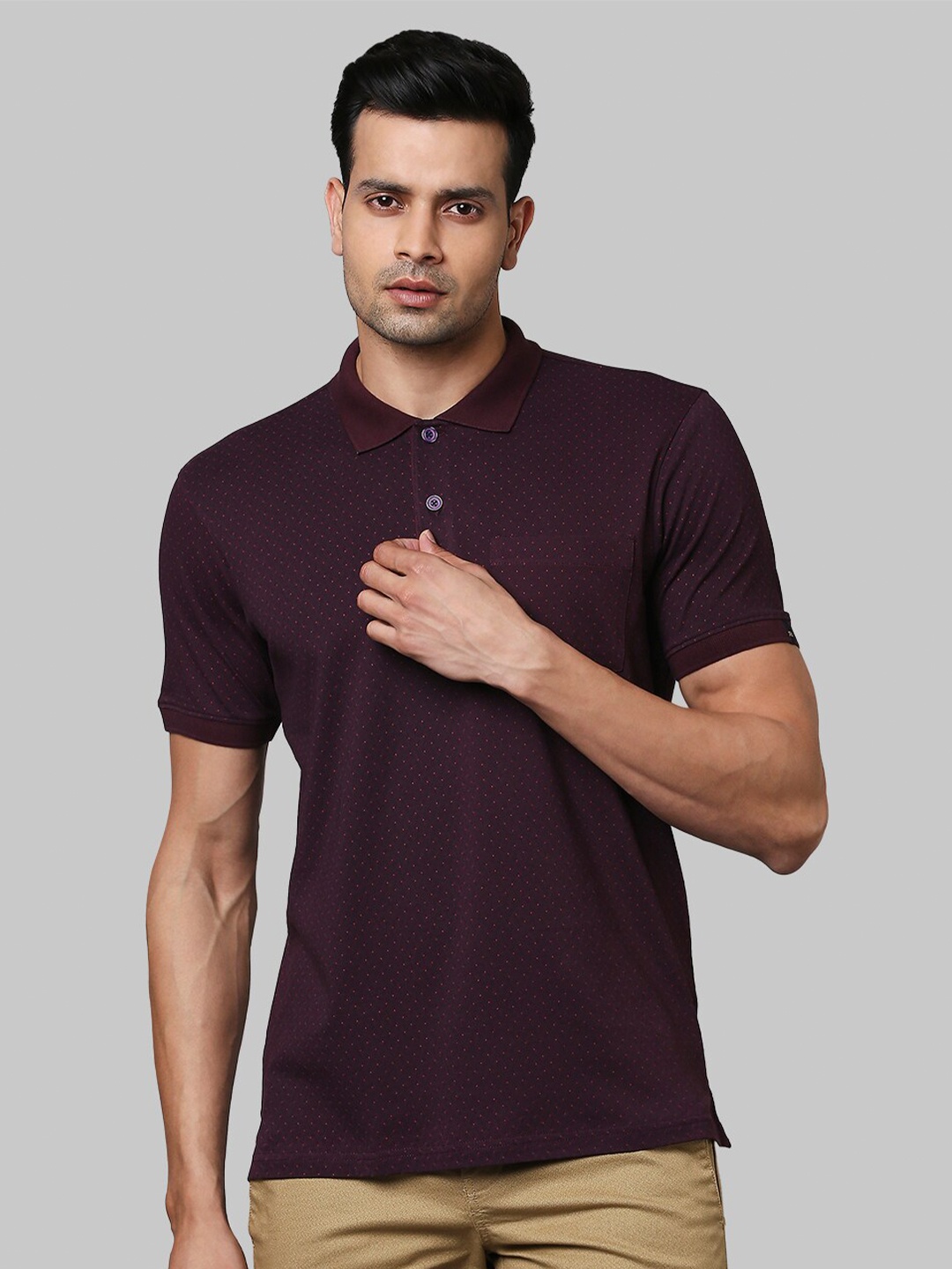 

Raymond Men Maroon Printed Pure Cotton T-Shirt