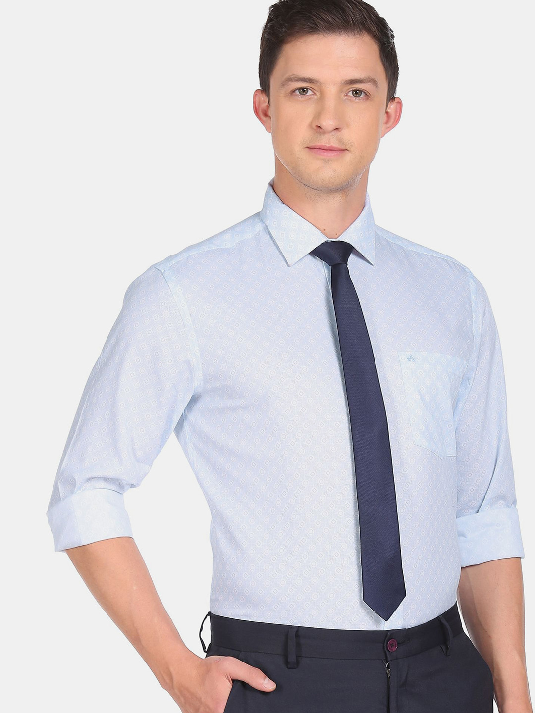 

Arrow Men Blue Formal Cotton Fit long roll up sleeves collar Shirt