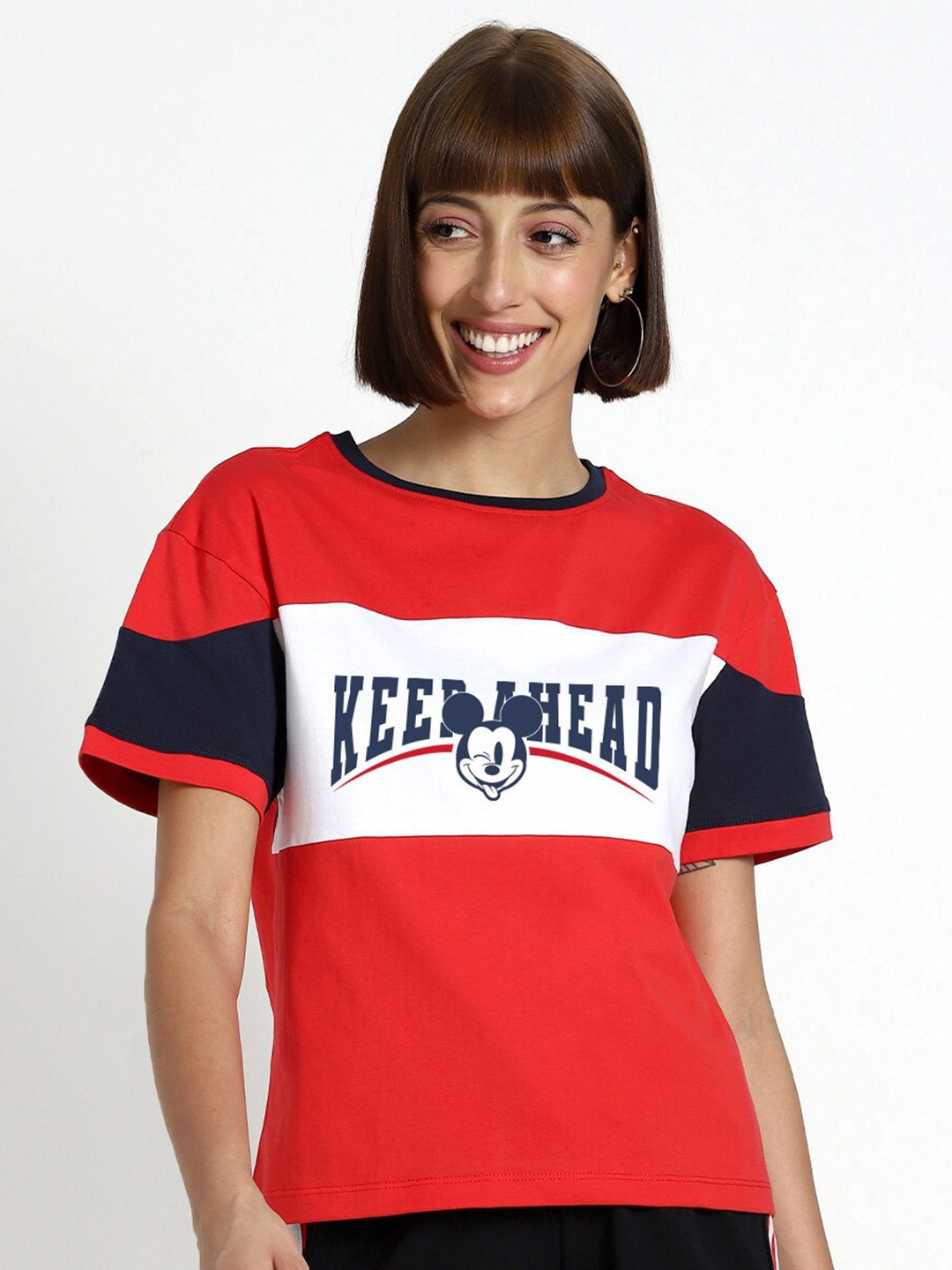 

Bewakoof Women red Colourblocked Applique Top