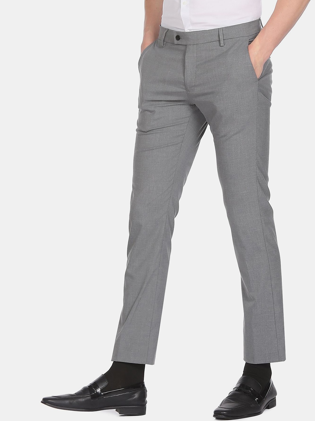 

Arrow Men Grey Solid Tailored Trouser