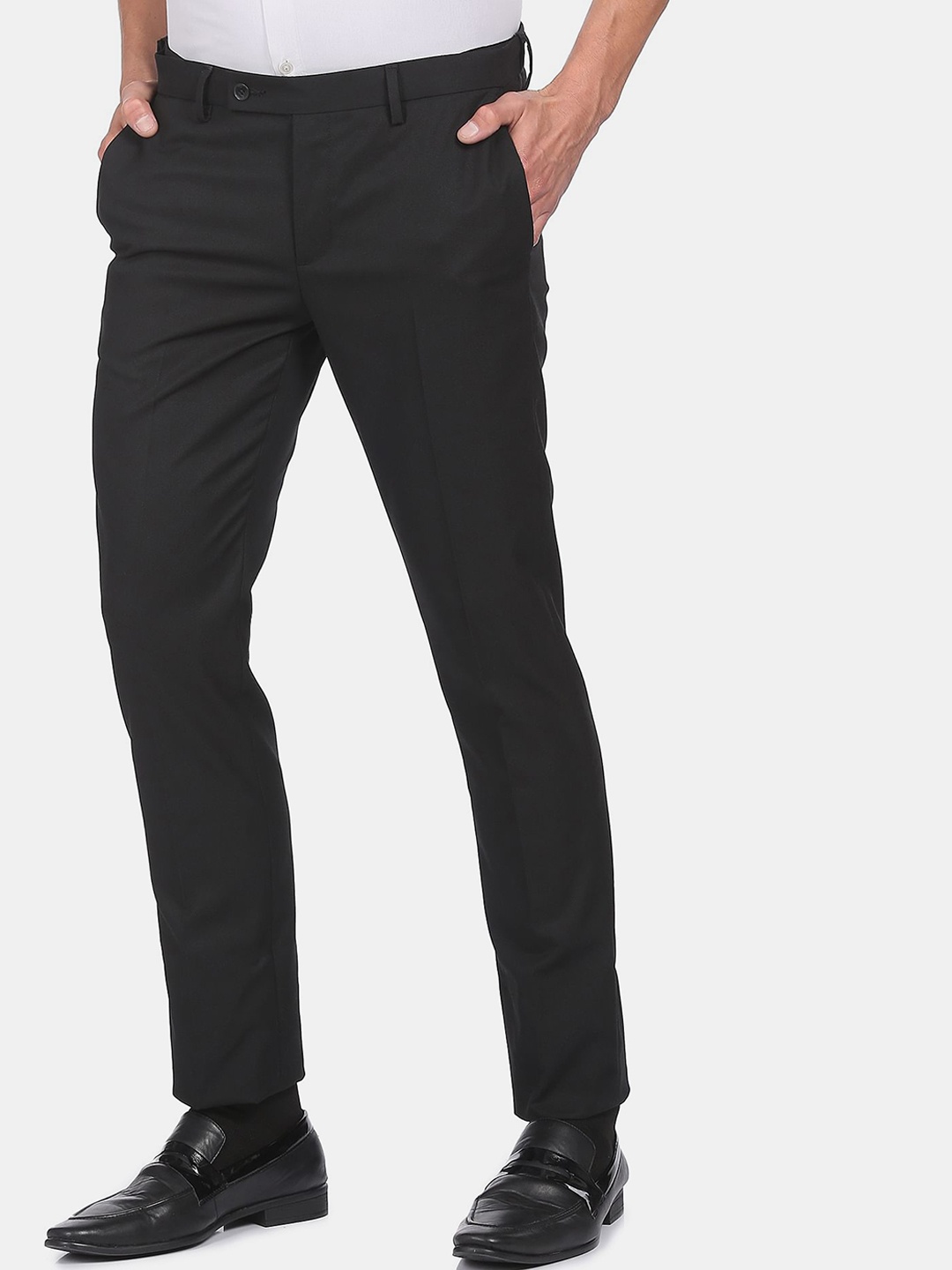 

Arrow Men Black Solid Autoflex Formal Trousers