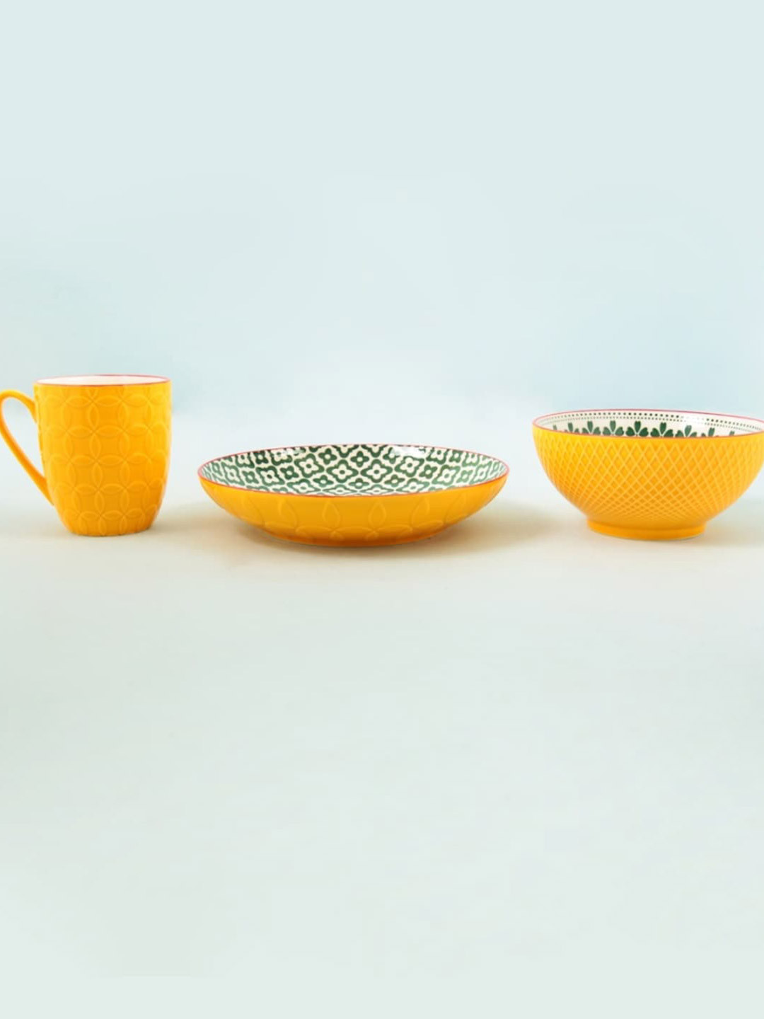 

Chumbak Green & Orange 3 Pieces Printed Porcelain Glossy Dinner Set
