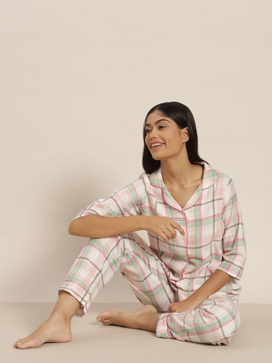 

Sweet Dreams Women Pink Checked Joyful Retreat Night Suit