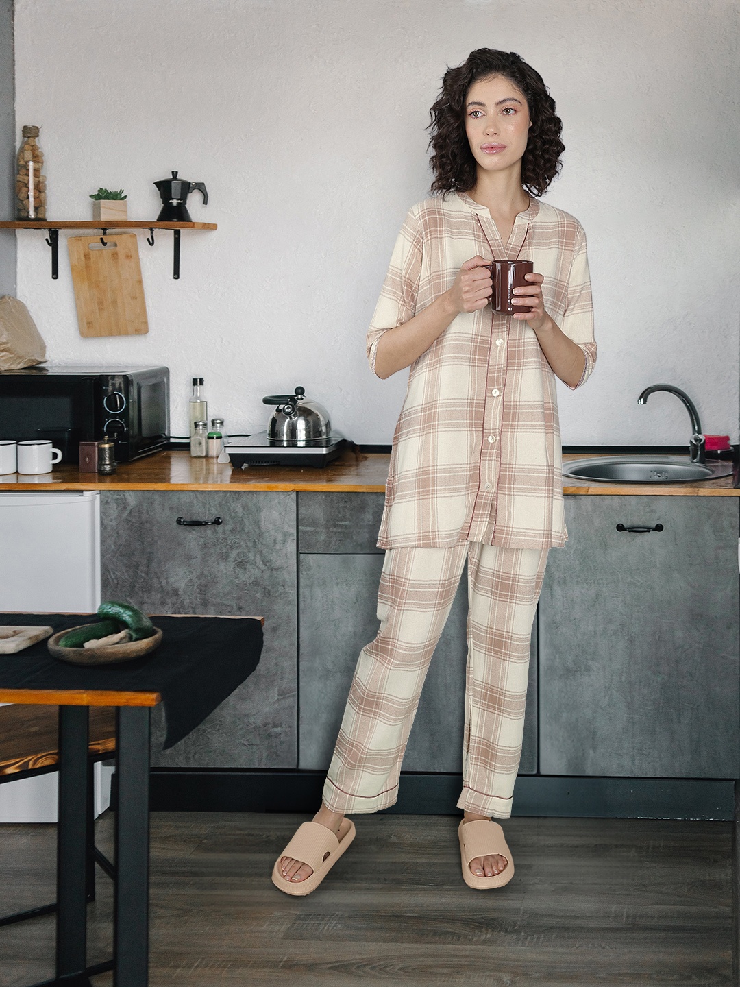 

Sweet Dreams Women Beige Checked Pure Cotton Night suit