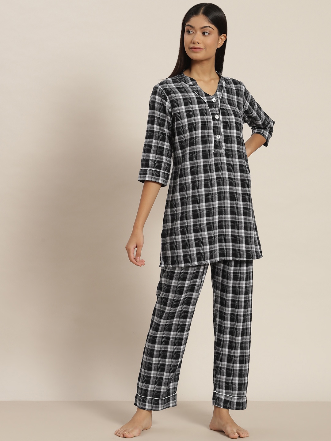 

Sweet Dreams Women Black Checked Pure Cotton Night suit