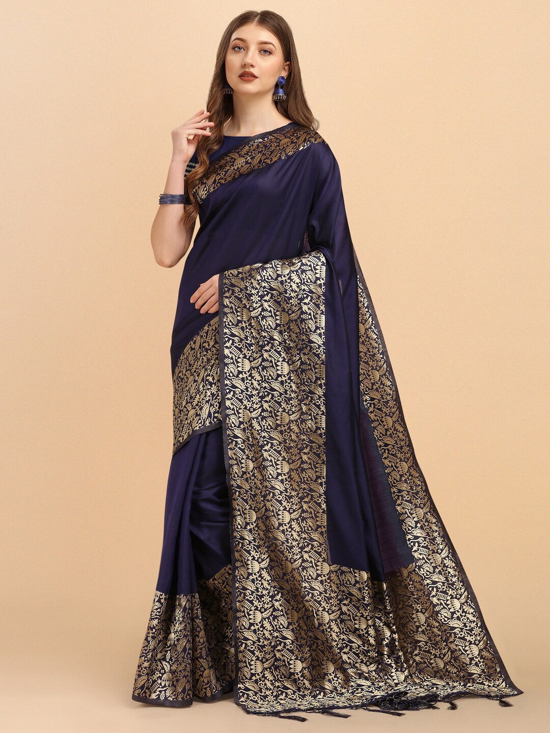 

ZIKARAA Navy Blue & Gold-Toned Zari Pure Linen Banarasi Saree