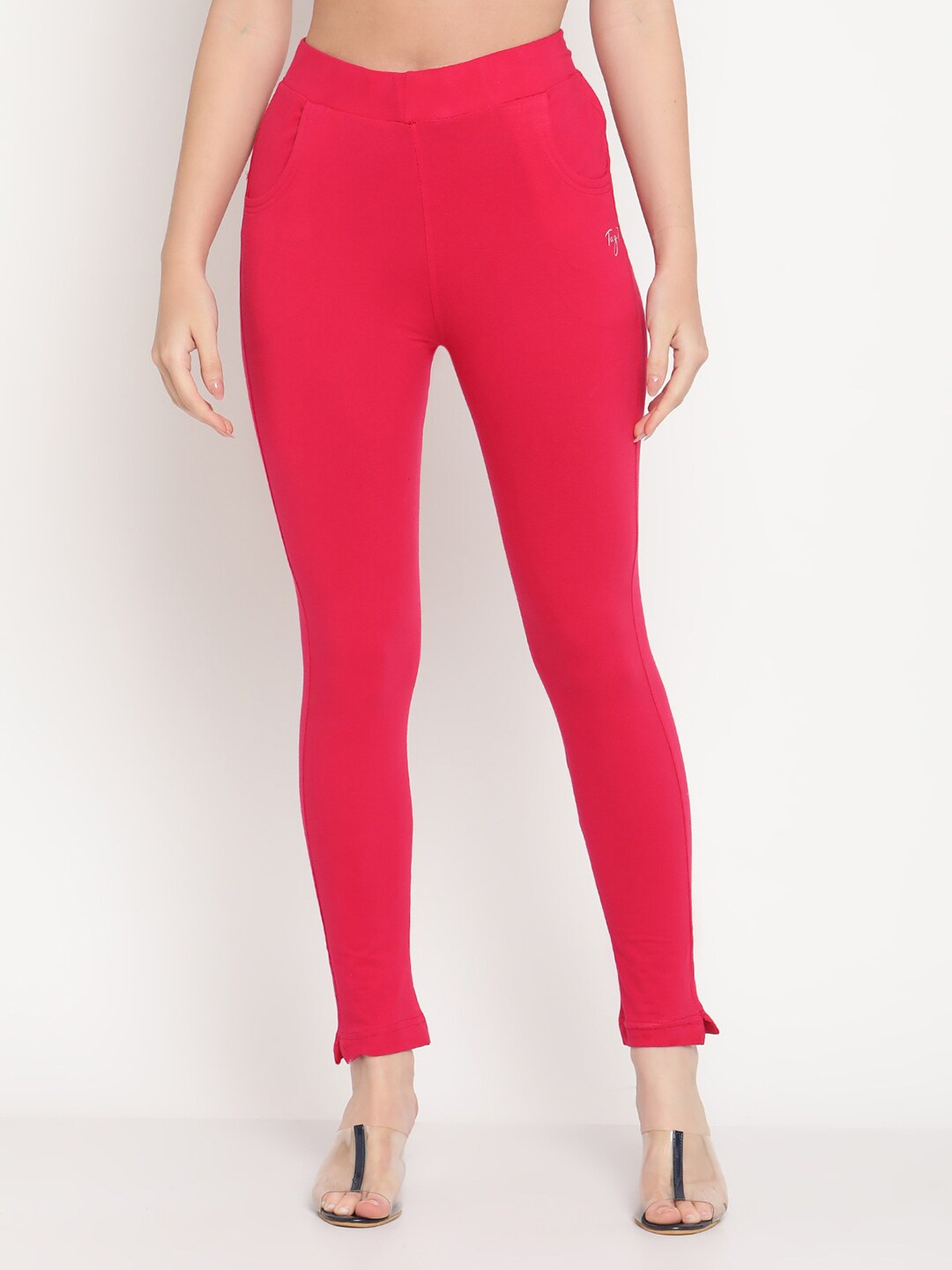 

TAG 7 Women Pink Solid Comfort-Fit Jeggings