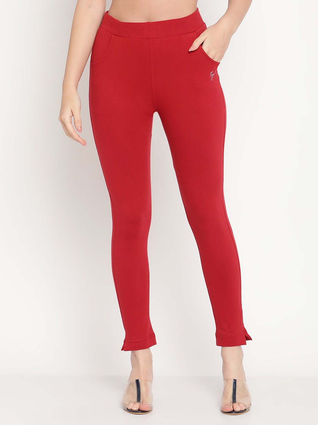 

TAG 7 Women Maroon Regular Fit Solid Jeggings