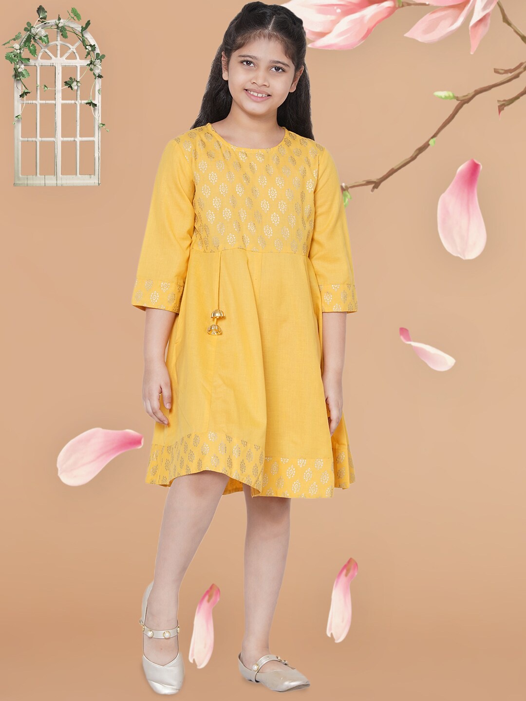 

Bitiya by Bhama Mustard Yellow & Gold-Toned Ethnic Motifs A-Line Dress
