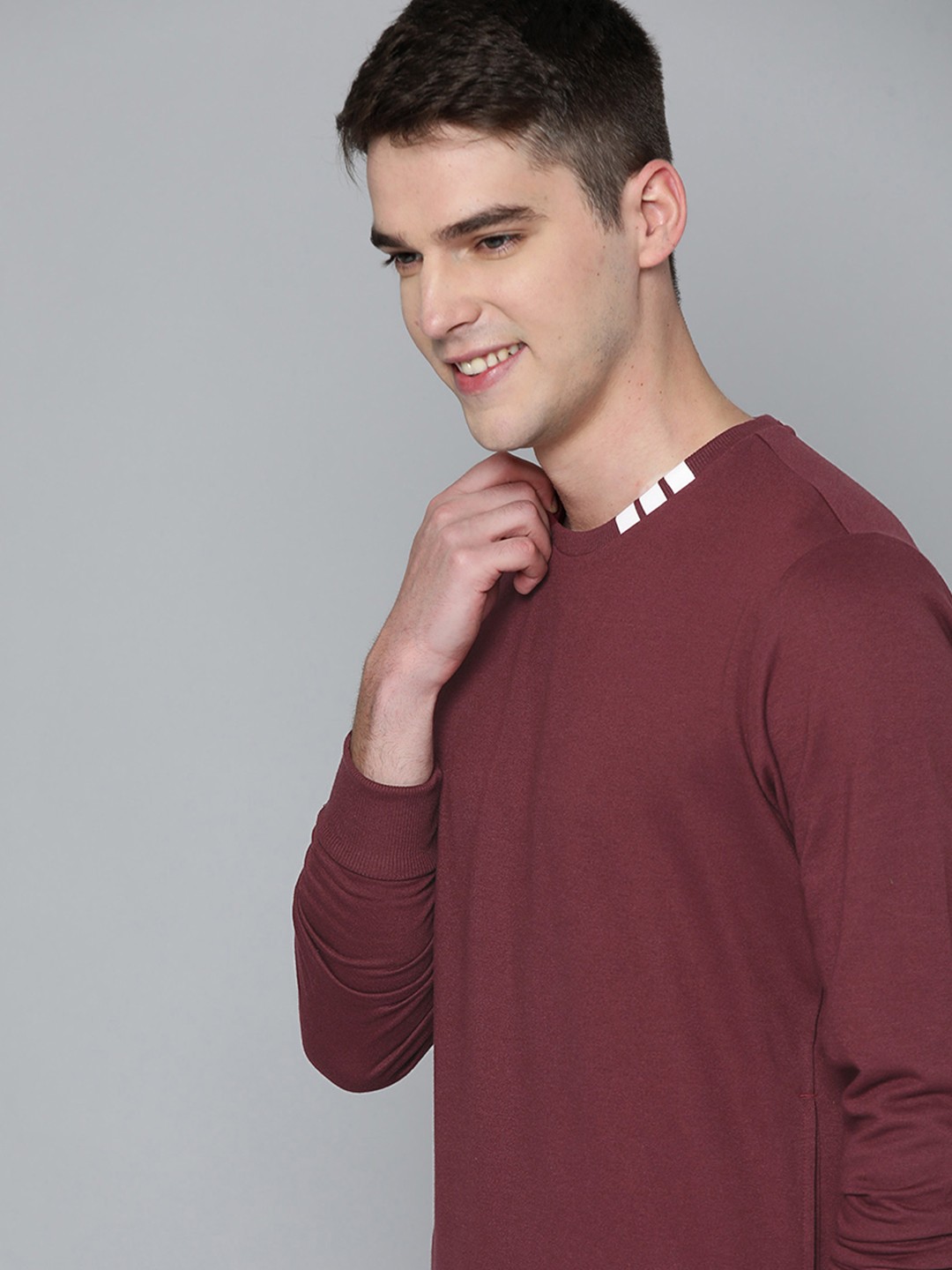 

Mast & Harbour Men Burgundy Sweatshirt