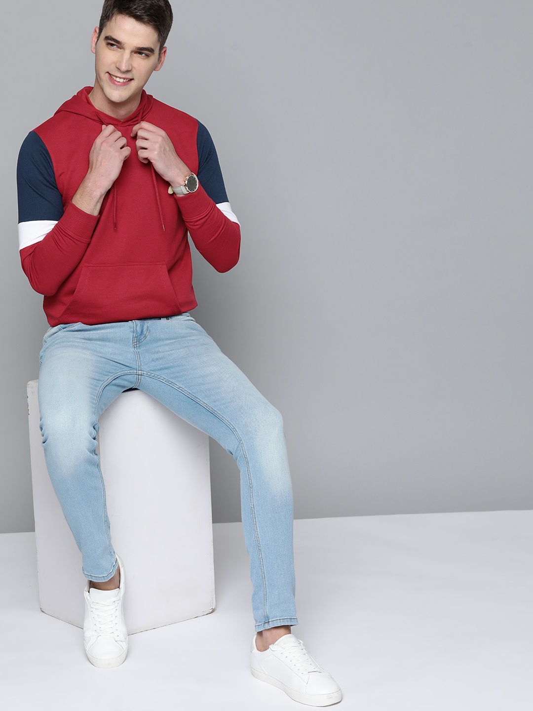 

Mast & Harbour Men Red Hooded Sweatshirt