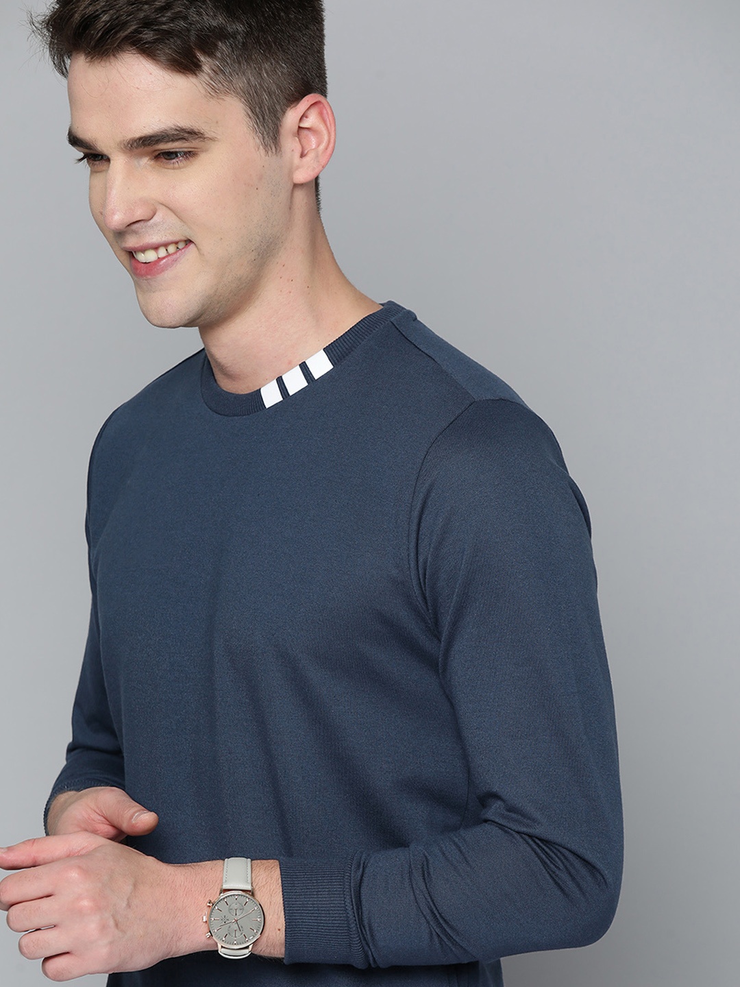 

Mast & Harbour Men Blue Sweatshirt