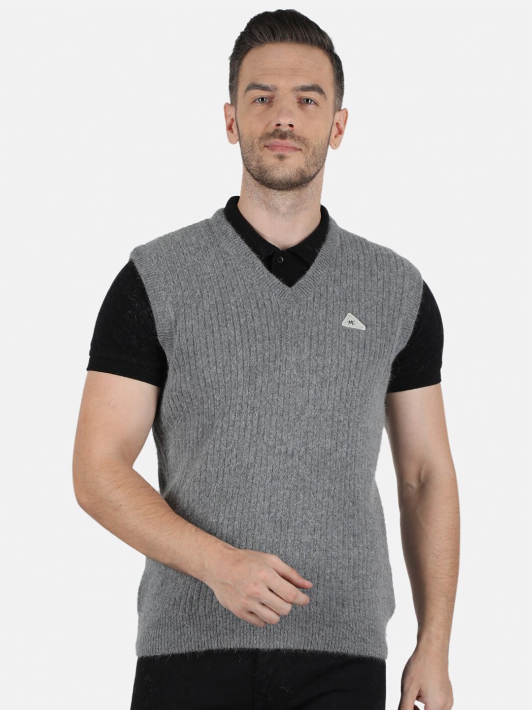 

Monte Carlo Men Angoora Grey Solid V-Neck Sweater