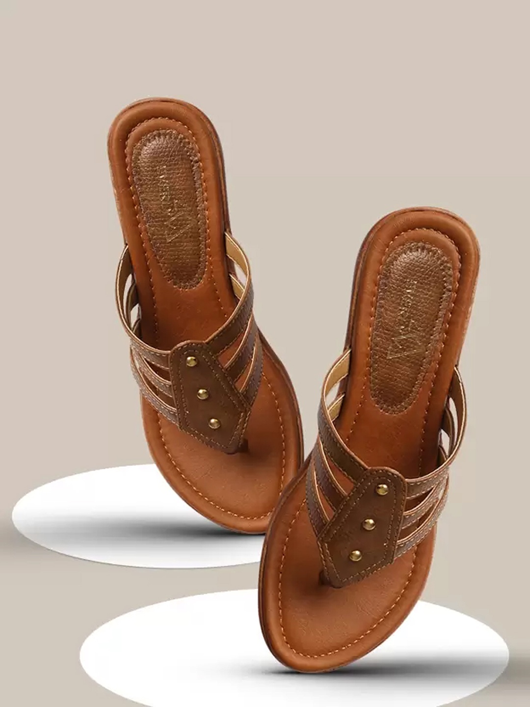 

EVERLY Women Tan Solid Block Sandals