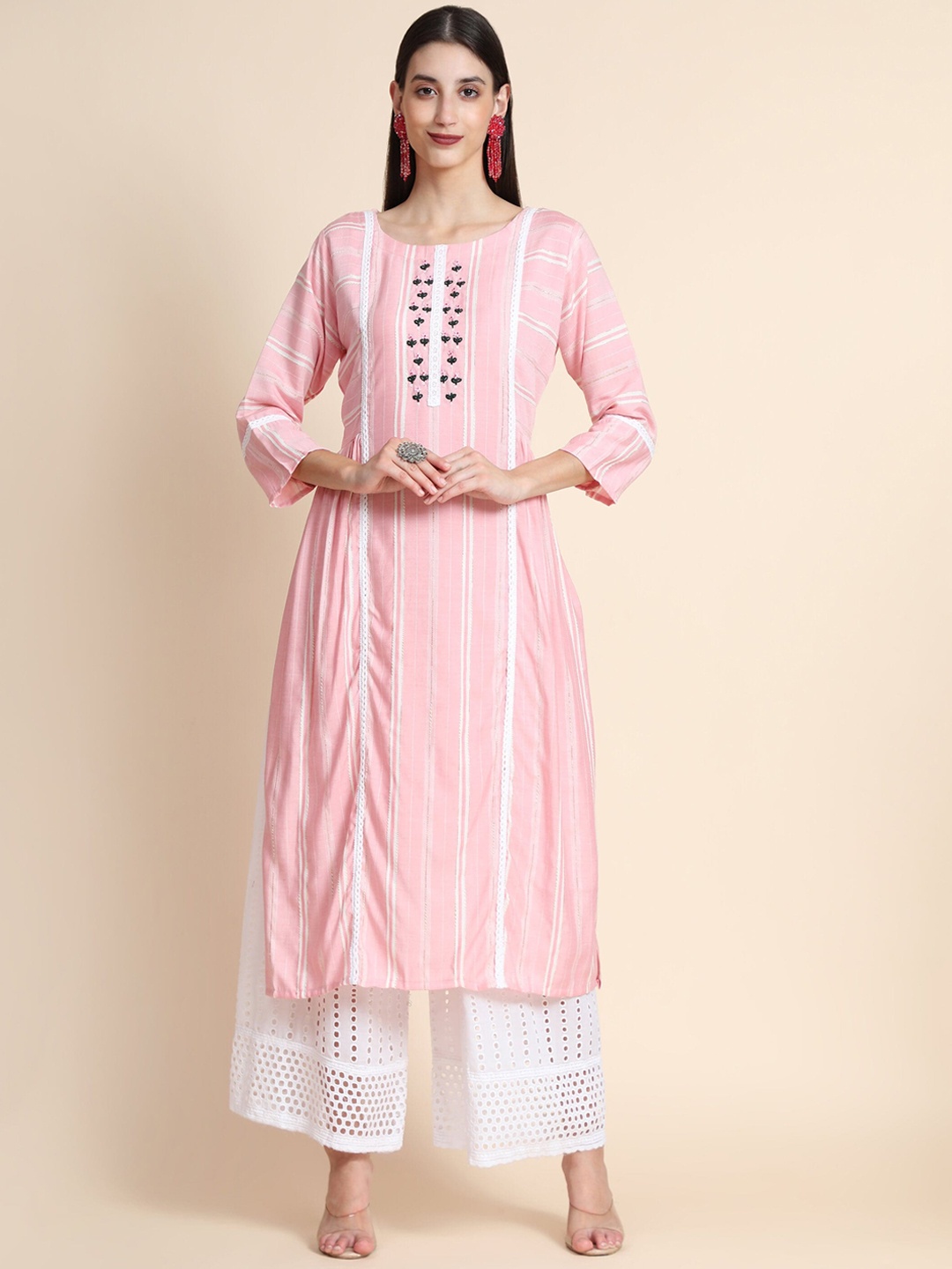 

Color Trends Women Pink Embroidered Thread Work Kurta
