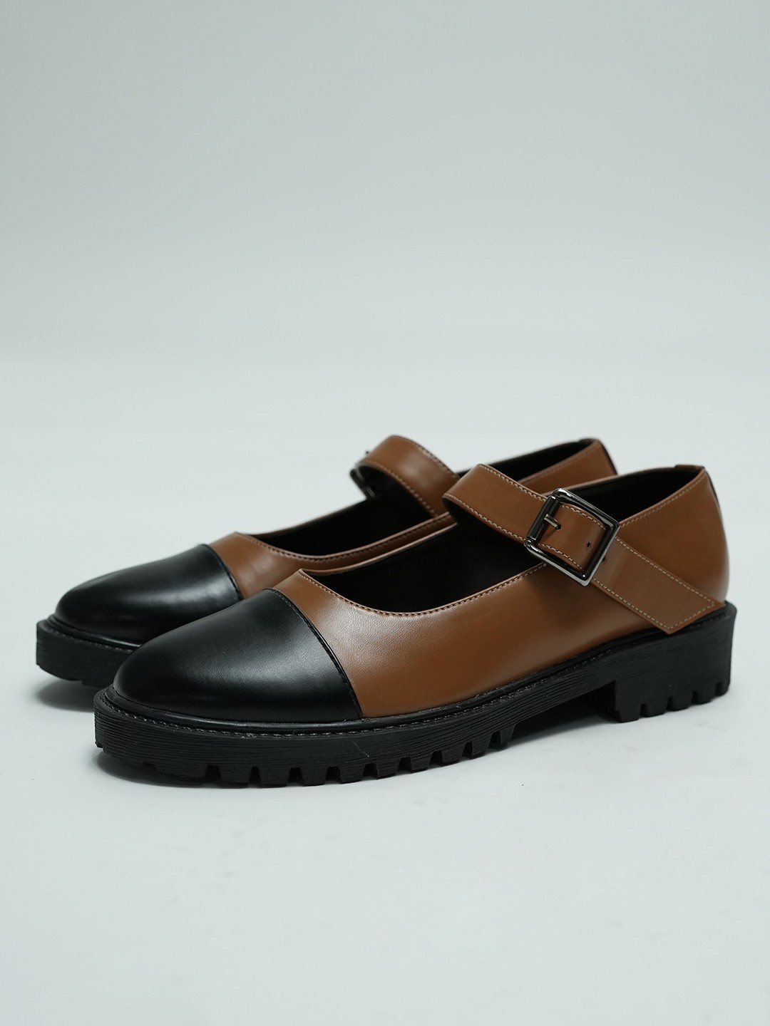 

Theater Tan & Black Colourblocked Mary Janes Platform Sandals