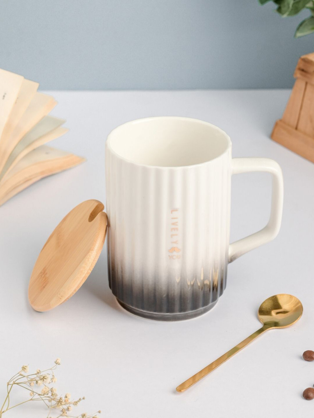 

Nestasia White & Black Textured Ceramic Mug with Lid & Spoon