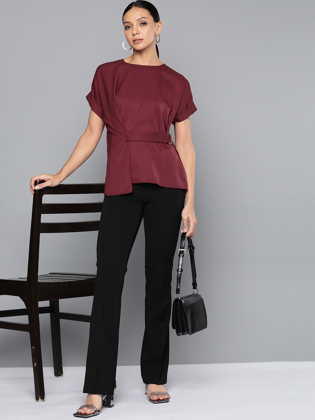 

Chemistry Extended Sleeves Belted Top, Maroon
