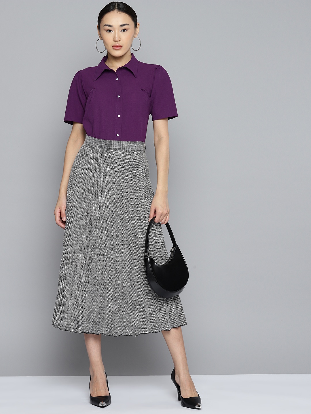 

Chemistry Spread Collar Short Sleeves Textured Shirt, Purple