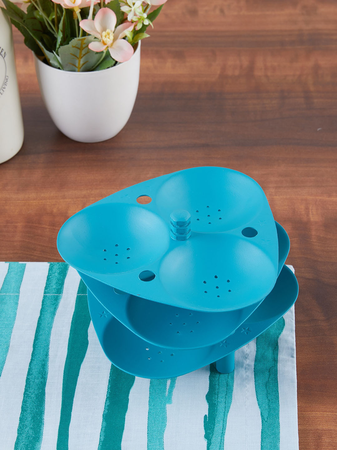 

HomeTown Blue Bakalicious Aluminium 9 Cavity Idli Maker Plates