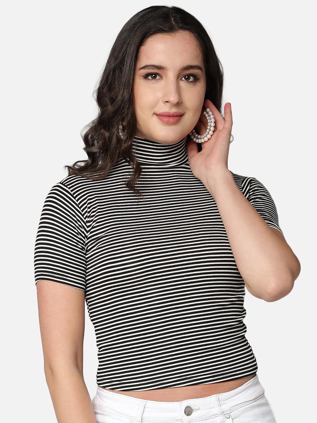 

Sonex Gold Women Black & White Striped Crop Top